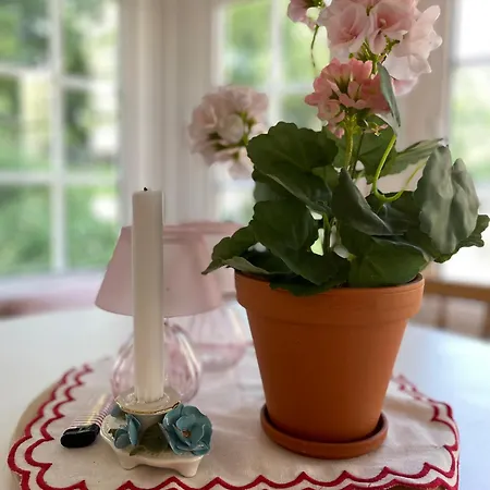 Charming Home&gardens In Accommodatie bij particulieren *